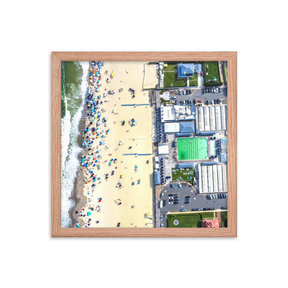 Allenhurst, New Jersey - Framed poster Red Oak 14″×14″